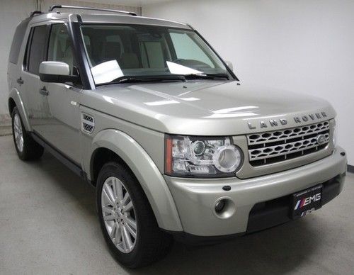 We finance lr4 hse v8 sunroof leather 3rd row clean carfax 1 owner