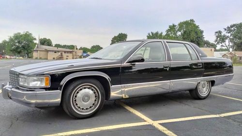1996 96 cadillac fleetwood super nice two owner well maintained original