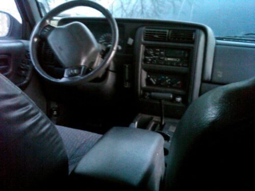 1999 jeep cherokee  sport utility 4-door 4.0l