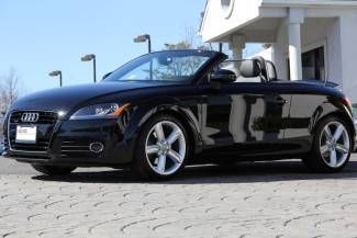 Brilliant black auto awd navigation msrp $46,725.00 only 19k miles like new