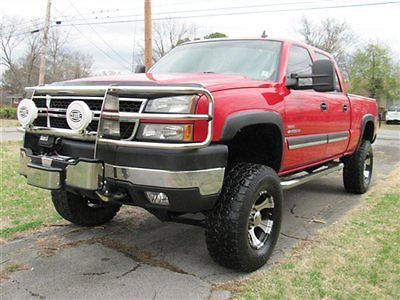 06 chevy silverado 2500hd crew lt 4x4*all jacked up*duramax*1000&#039;s in xtras*wow!