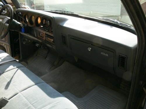 1985 Dodge Ram 1500 with 440,727 Trans and a 9" Ford Rear End, image 10