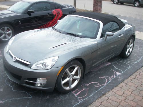 2007 saturn sky base convertible 2-door 2.4l