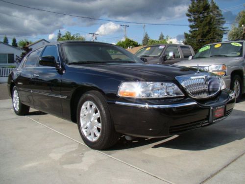 Luxury lincoln / low miles / ca car / last production year