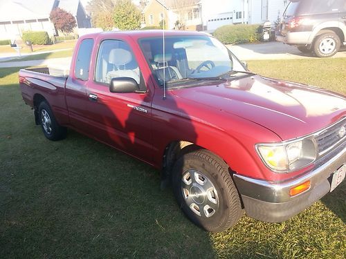1996 toyota tacoma dlx extended cab pickup 2-door 2.4l