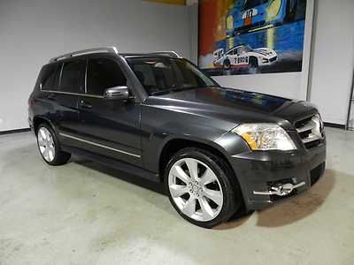 Glk 350.awd.panoramic.sport package.premium i.factory warranty.no reserve.