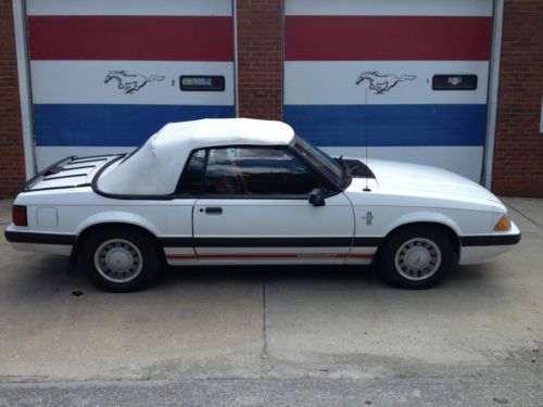 1989 ford mustang convertible 25th anniversary edition rust free!