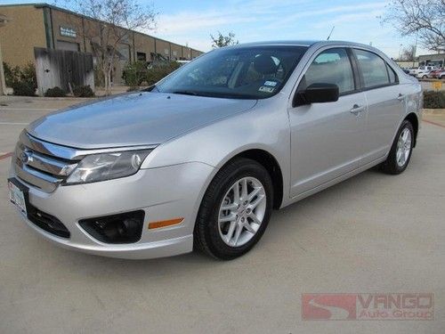 12 fusion tx-one-owner 30mpg 9k miles warranty financing