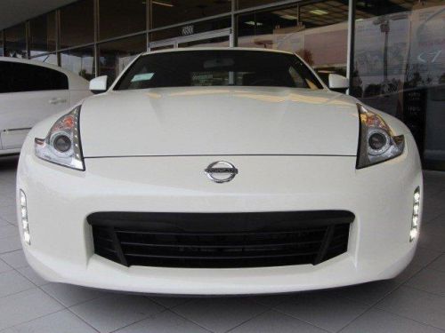 2014 nissan 370z base