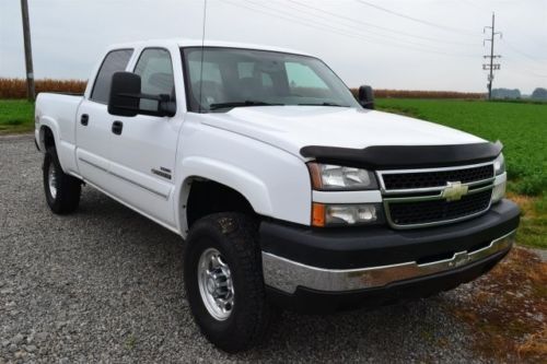 06 chevy 2500hd duramax crew 4x4 05 07 diesel 6.6l. sharp. we finance