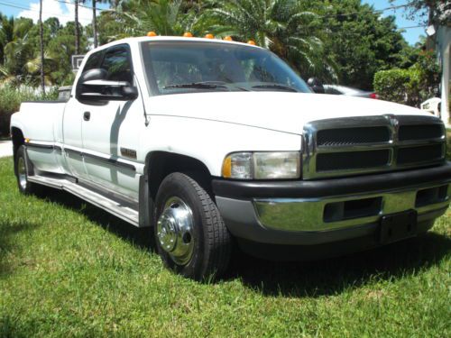 1998 dodge ram 3500 quad cab dually with a 12 value cummins diesel and rear door