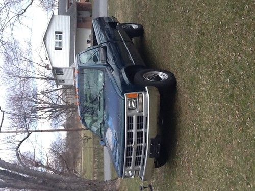 1997 chevrolet c2500 cheyenne standard cab pickup 2-door 5.7l