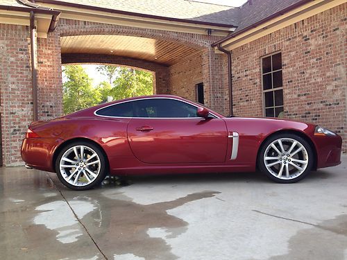 2008 jaguar xkr base coupe 2-door 4.2l like new