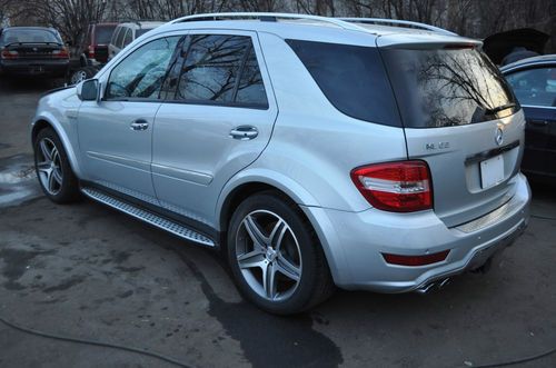 Mercedes-benz ml63amg, rare, dvd, 43k miles, all options, salvage, no reserve!!