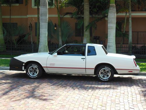 1988 chevrolet monte carlo ss , fl. car , owned past 10 years. 93k original