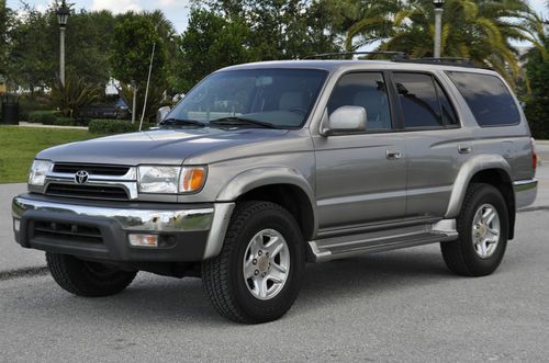 2001 toyota 4 runner runs and drives excellent 4x4 nice in &amp; out low reserve