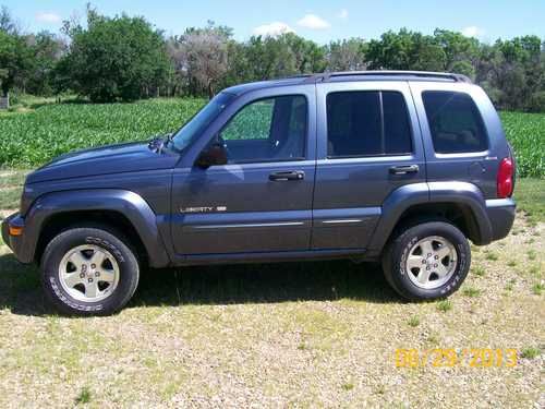 2002 jeep liberty limited 4x4  71k miles