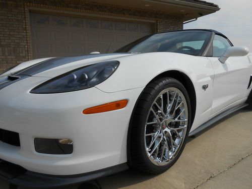 60th anniversary special edition arctic white with diamond blue interior 427