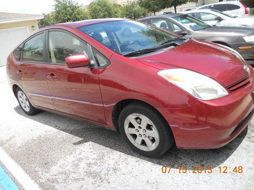 04 toyota prius..great gas mileage..clean car...no reserve