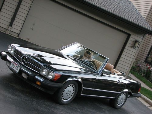 1987 merc- benz*560sl*lo miles*2tops*convrt*rare kinder seat*awesome*no reserve*