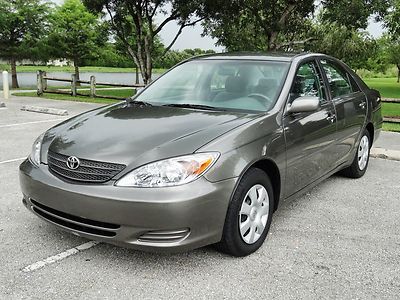 2002 toyota camry le! low miles! only 67k! automatic! no reserve!