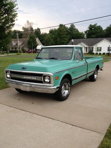 1969 chevrolet c10 pickup truck