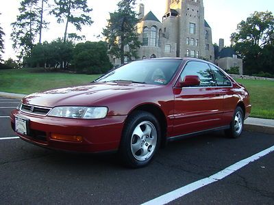 1997 honda accord coupe 2 door limited low miles no reserve !