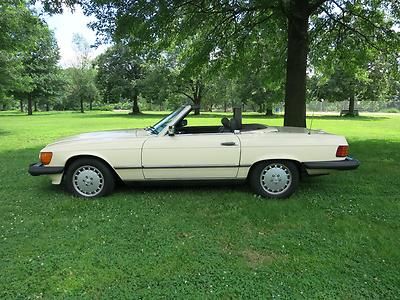 1988 mercedes 560 sl convertible in great condition hard top leather soft top