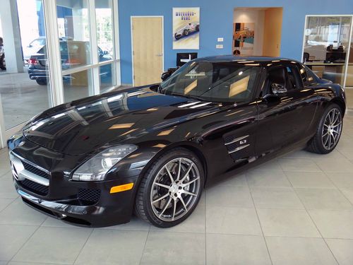 2012 mercedes-benz sls amg base coupe 2-door 6.3l