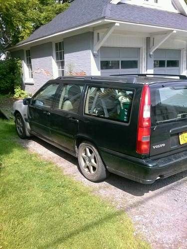 2000 volvo v70 se runs great has 177,000 miles