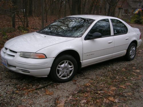 Clean 4 door sedan 4 cyl automatic cruise all power new tire brakes 2000 stratus