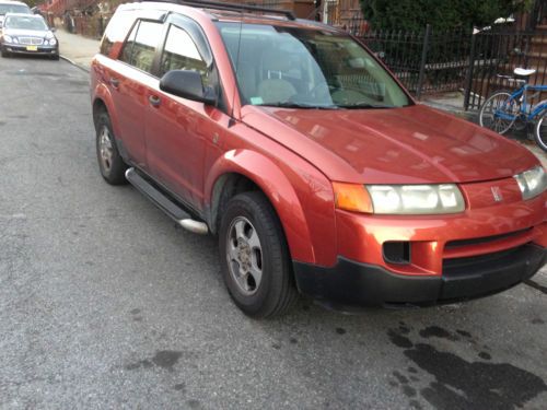 Beautiful saturn vue - new tires - great condition!!!