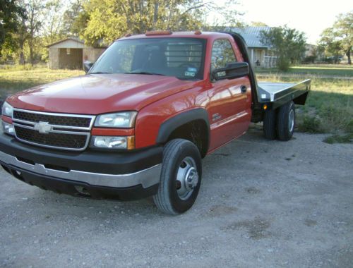 clean low millage 2007 chevy 3500 duramax, image 1