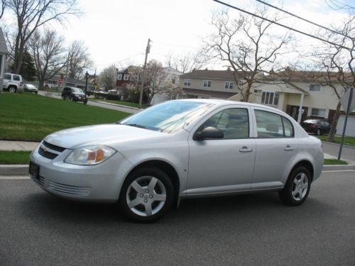 ???2.2l automatic, gas saver, just 69k mls, runs and drives great! save$$$