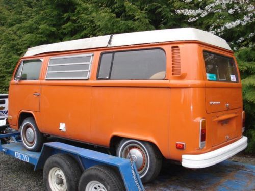 Classic 1973 vw westfalia camper type ii bus