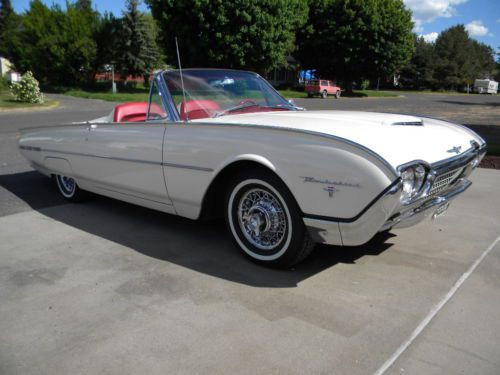 1962 thunderbird convertible with sport roadster package