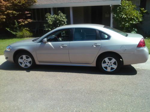 2011 chevrolet impala 27,500 miles