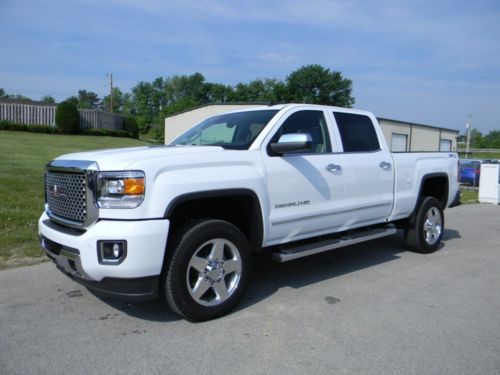 2015 gmc sierra denali 2500 hd 4x4, crew cab leather seats heated seats