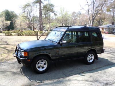 1998 land rover discovery le sunroof, leather, drives great, rear seats and ac