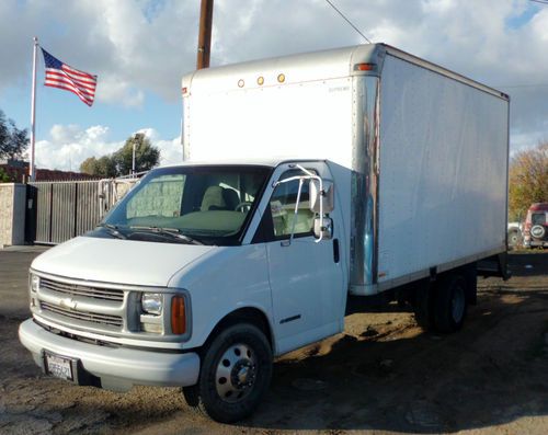 99 chevy express 3500 step van cargo 14' box work truck commercial carrier lo mi