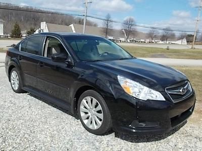 2011 subaru legacy, limited, one owner, non-smoker, like new