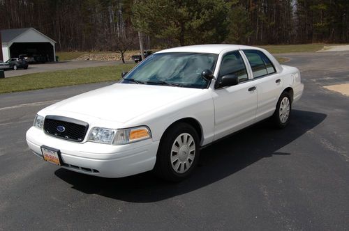 2008 ford crown victoria p71 police interceptor with full maintenance records!!