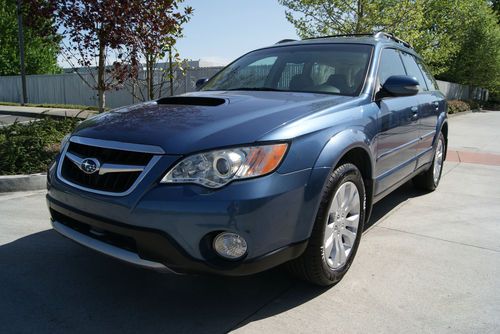 2008 subaru outback 2.5xt limited. leather, turbocharged with only 38,600 miles!