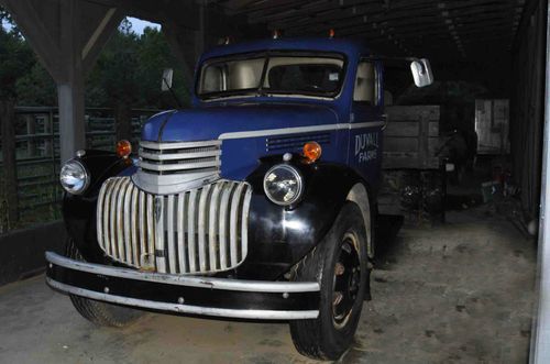 All original 1946 chevy chevrolet 1 1/2 ton flatbed dually antique truck