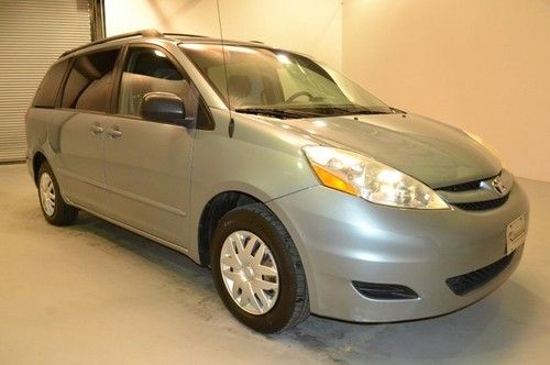 Toyota sienna le automatic cd player keyless clean carfax 1 owner