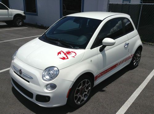 2012 fiat 500 sport white only 30,000 miles