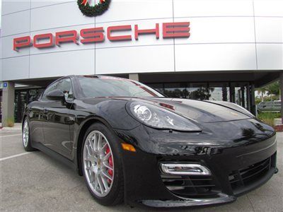 2013 panamera gts, turbo wheels, navigation, must sell and register in u.s