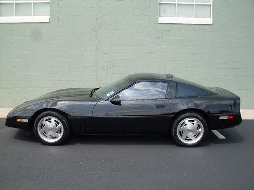 1989 corvette cpe 29k mi black/black 2 owners excel cond  loaded priced 2 sell