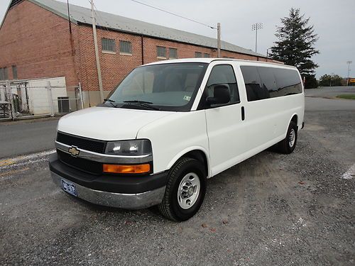 2011 chevrolet maxi van white 120728 miles, auto, cruise, school/church van, psu
