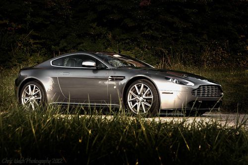 Aston martin vantage s loaded with premium sound/nav!